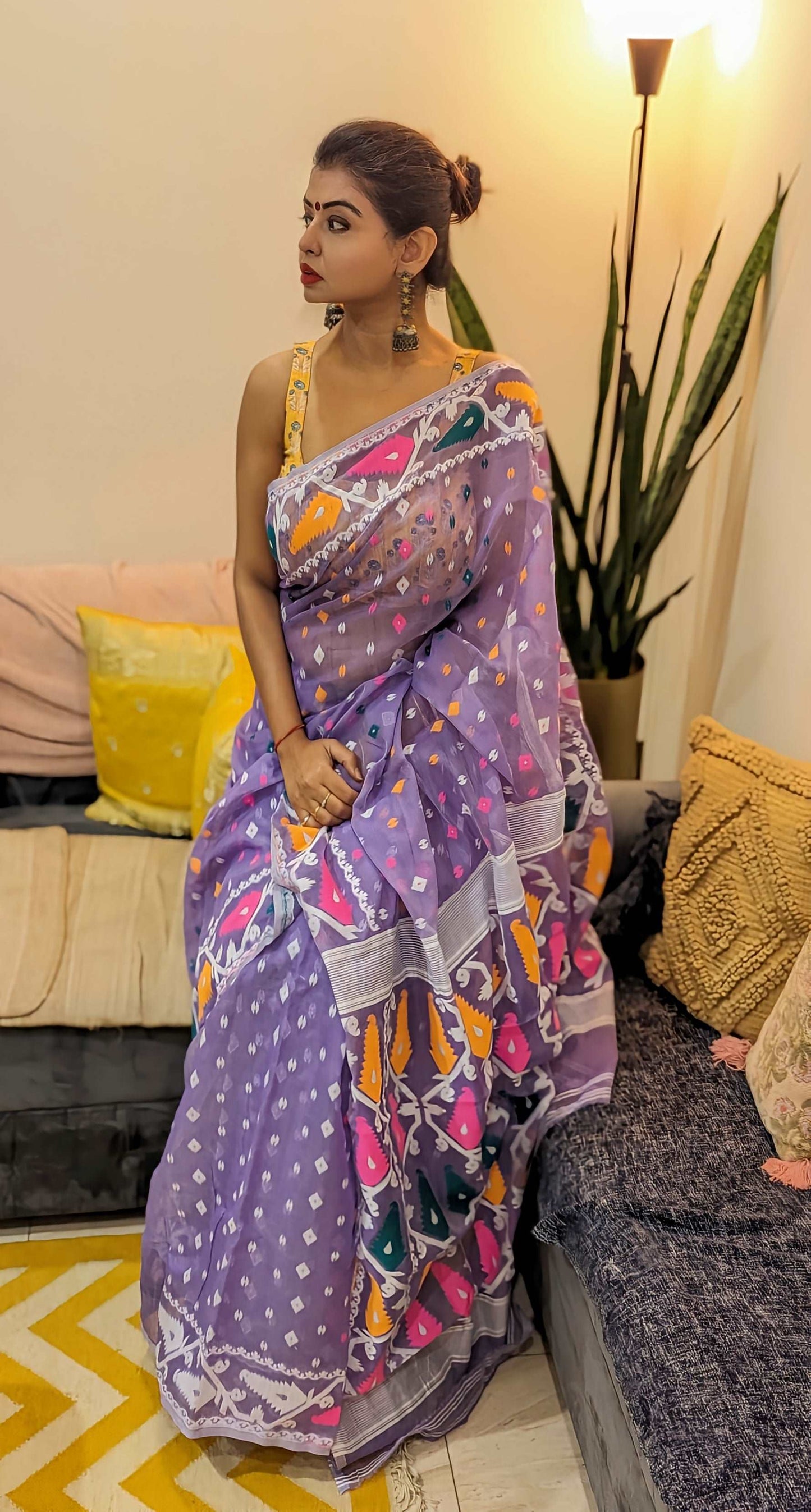 Lilac Luster Dhakai Jamdani Saree