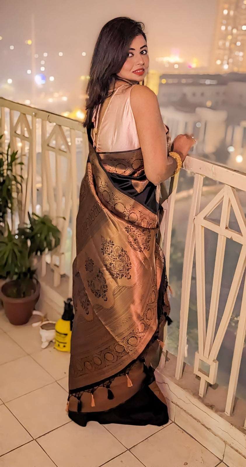 Ebonique Elegance Kanchi Silk