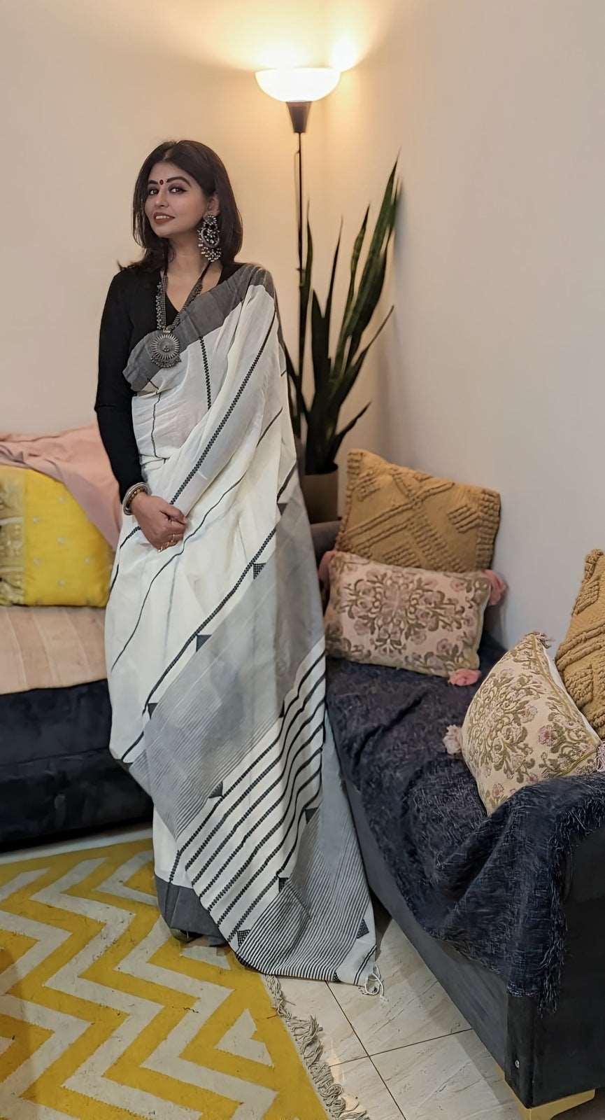 Monochrome Versatile Elegance