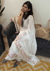 Prism Elegance White Mul Handloom Saree