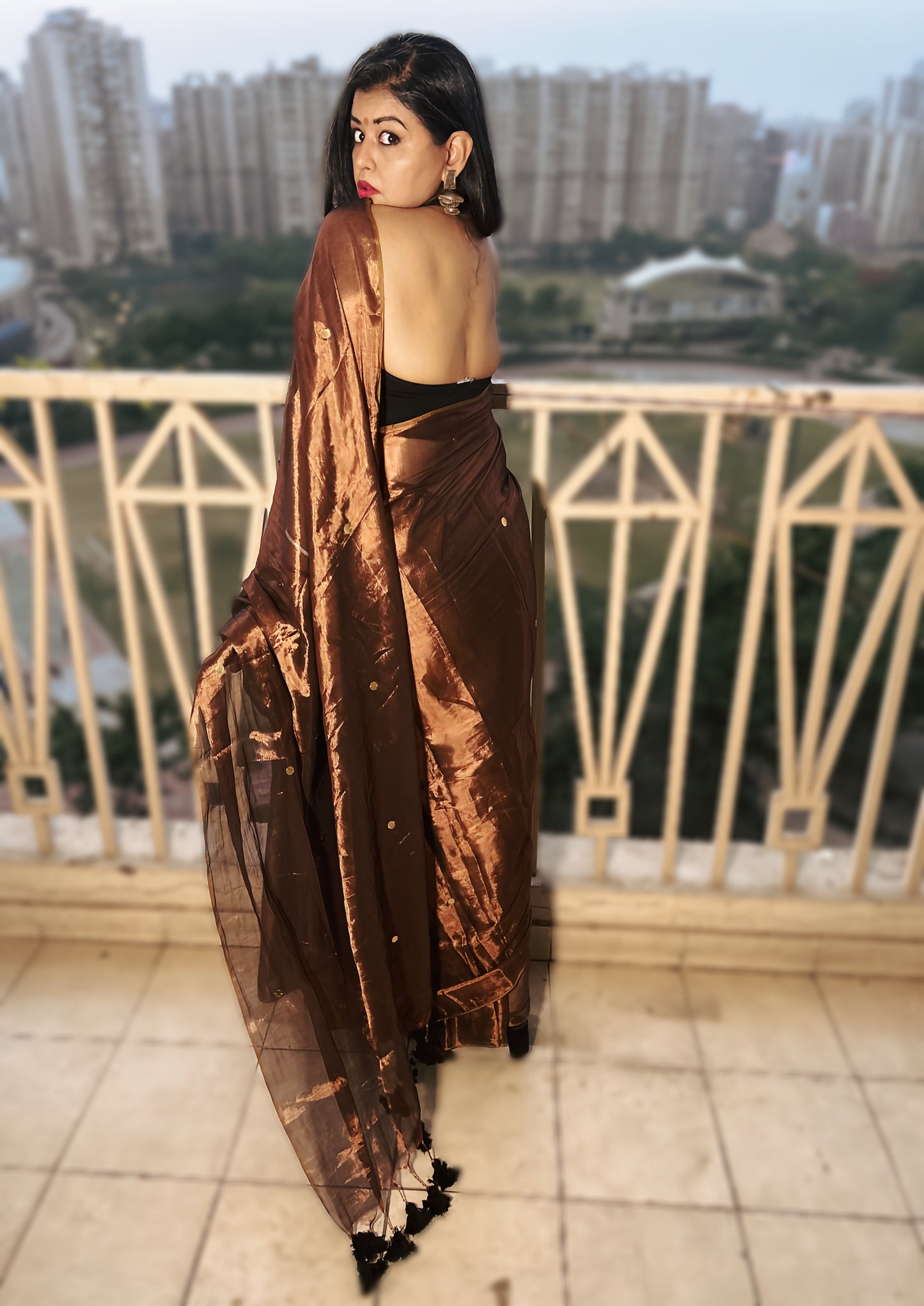 Tamarind Glow – Soft Tissue Sitara Saree
