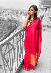 Rani Sitara Elegant Handloom Mul Saree