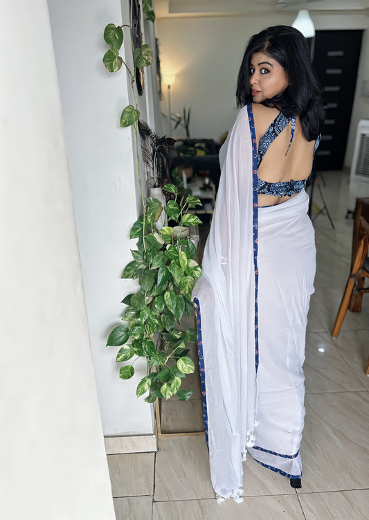 Indira – White Mul Saree with Ajrakh Border & Indigo Blouse