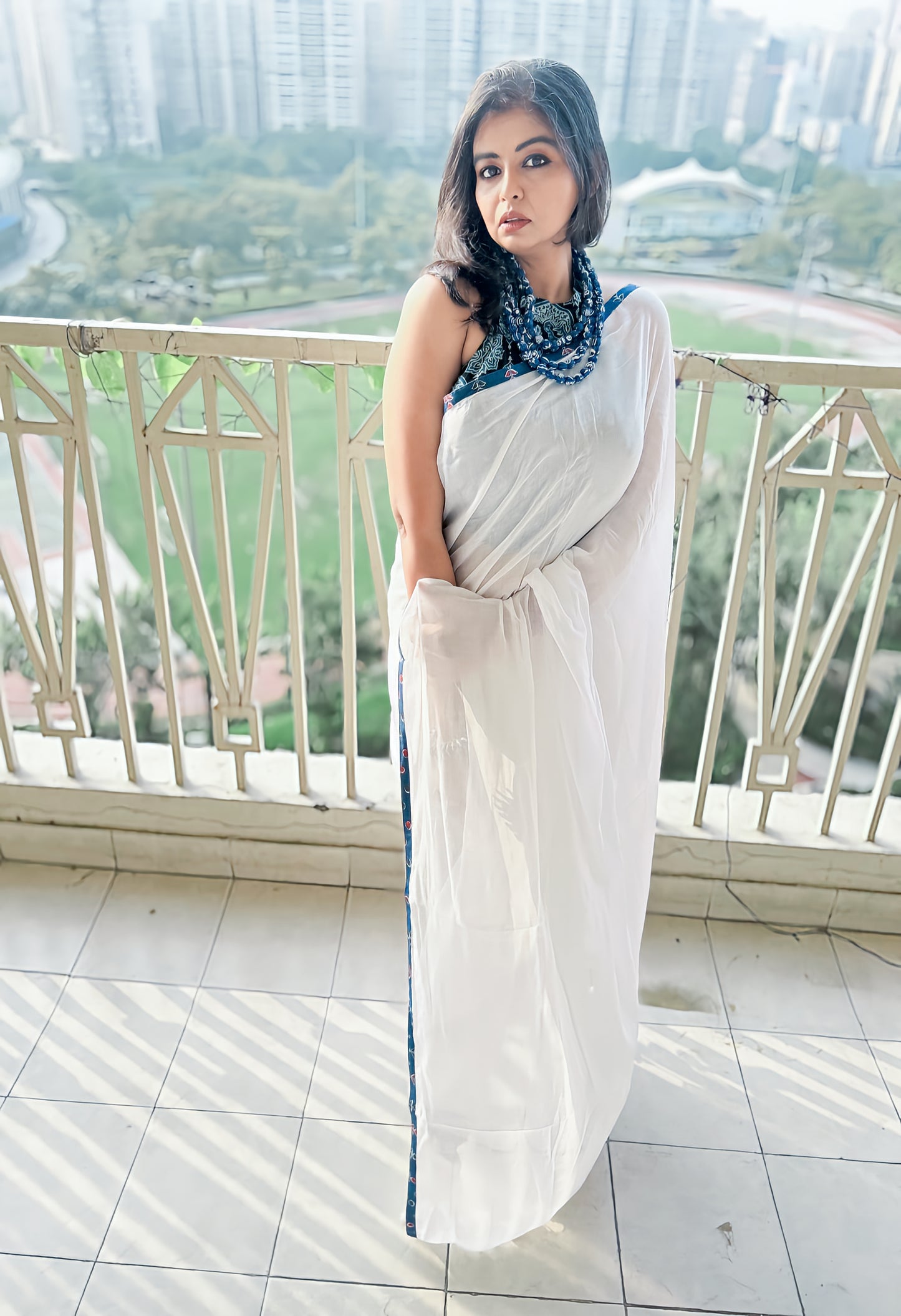 Indira – White Mul Saree with Ajrakh Border & Indigo Blouse