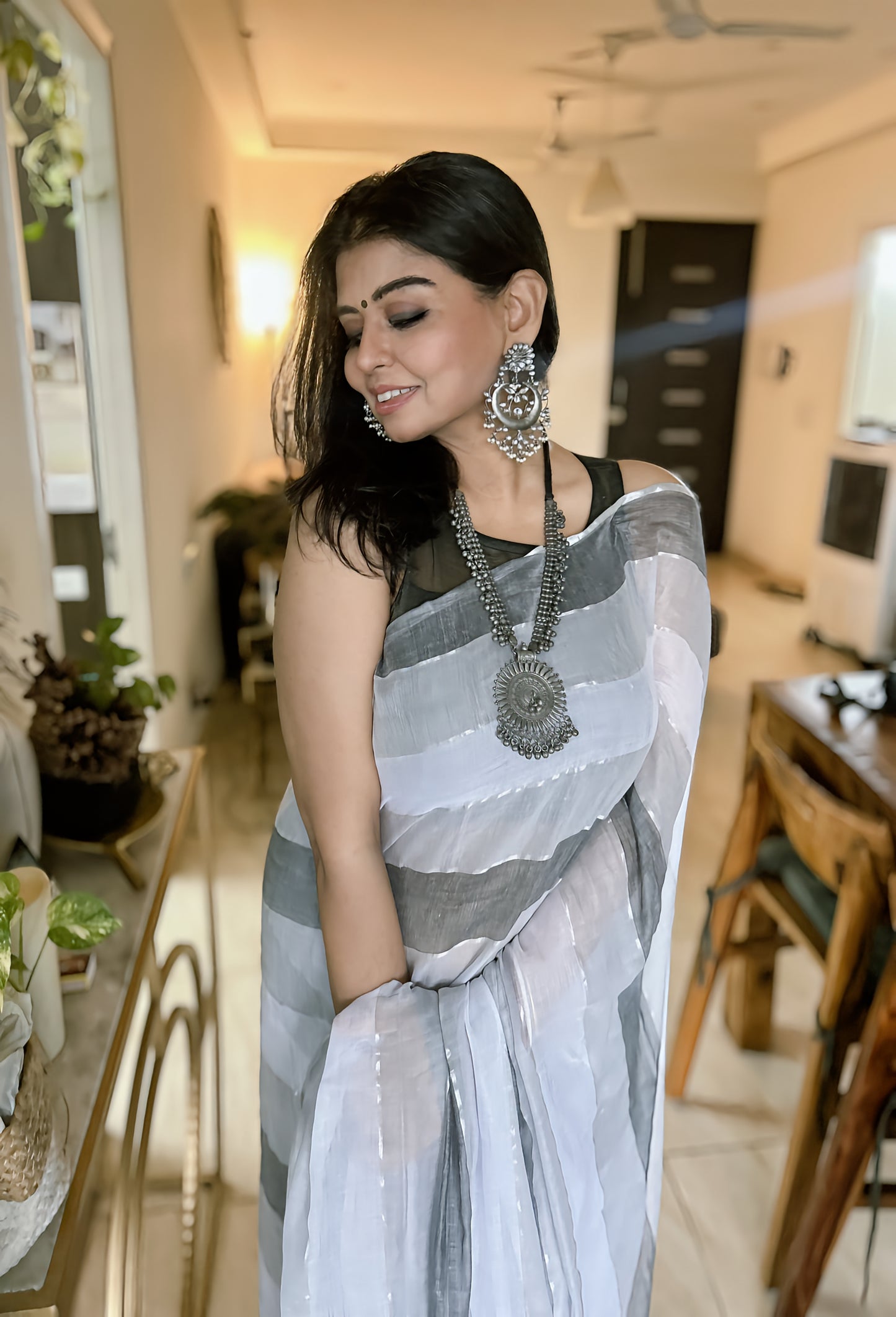 Chandrika Stripes - Monochrome Mul Saree