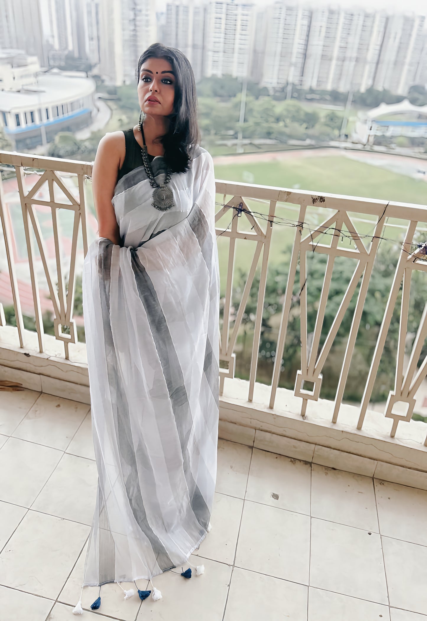 Chandrika Stripes - Monochrome Mul Saree