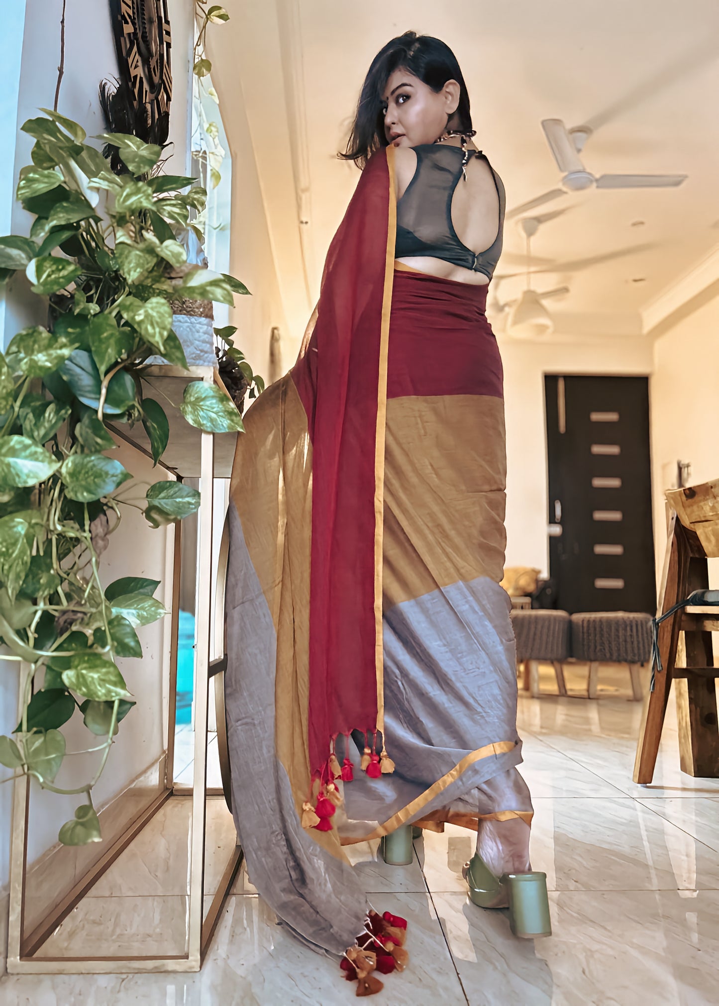 Trio Elegance” – Handloom Mul Saree