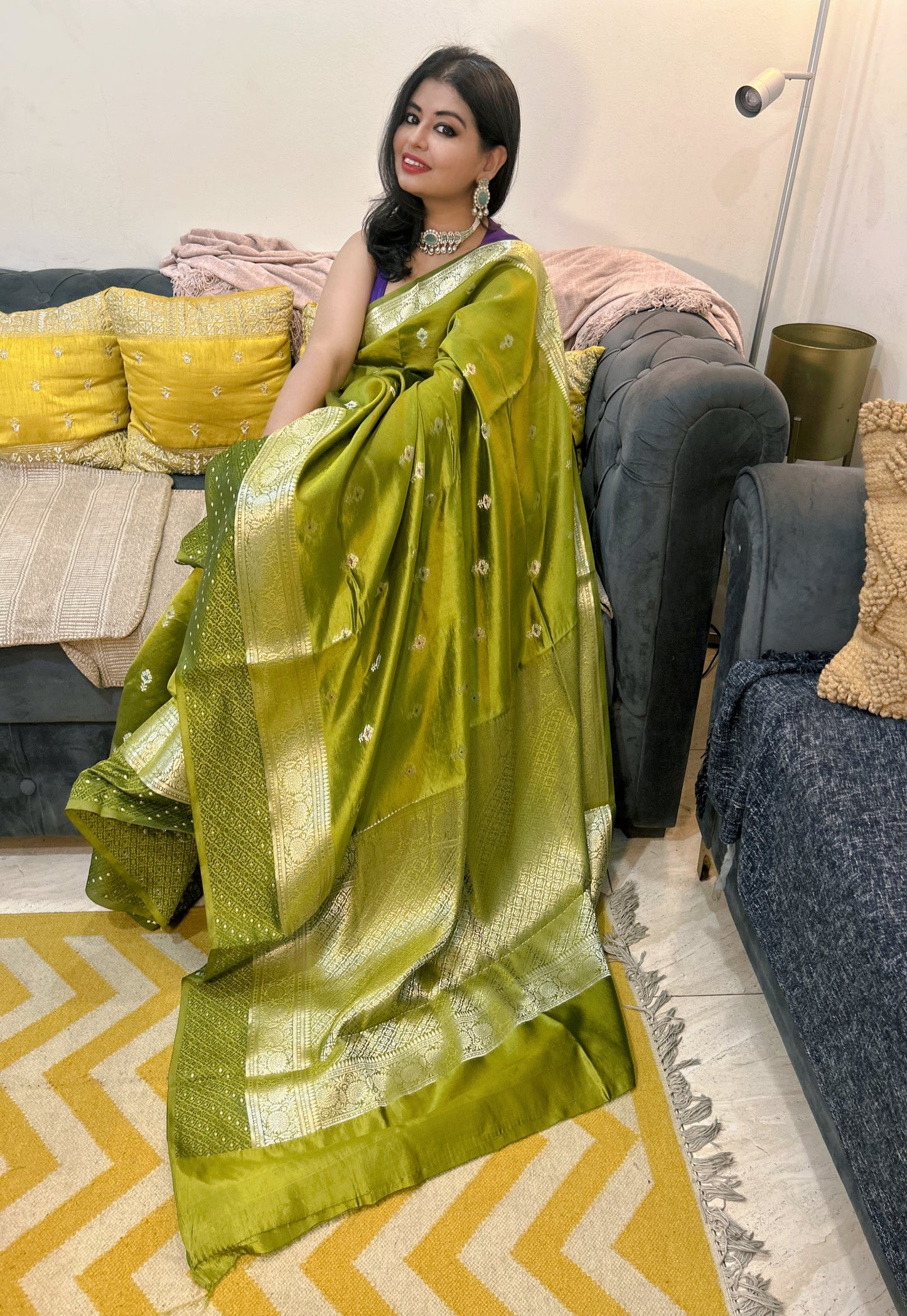 Mehira – Pure Banarasi Raw Mango Silk Saree