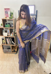Royal Dual Tone Banarasi Saree With Traditional Zari Artistry