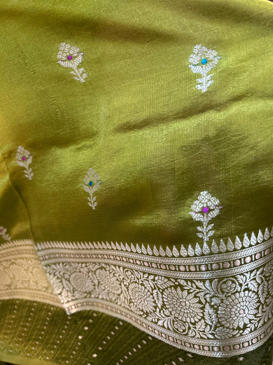 Mehira – Pure Banarasi Raw Mango Silk Saree