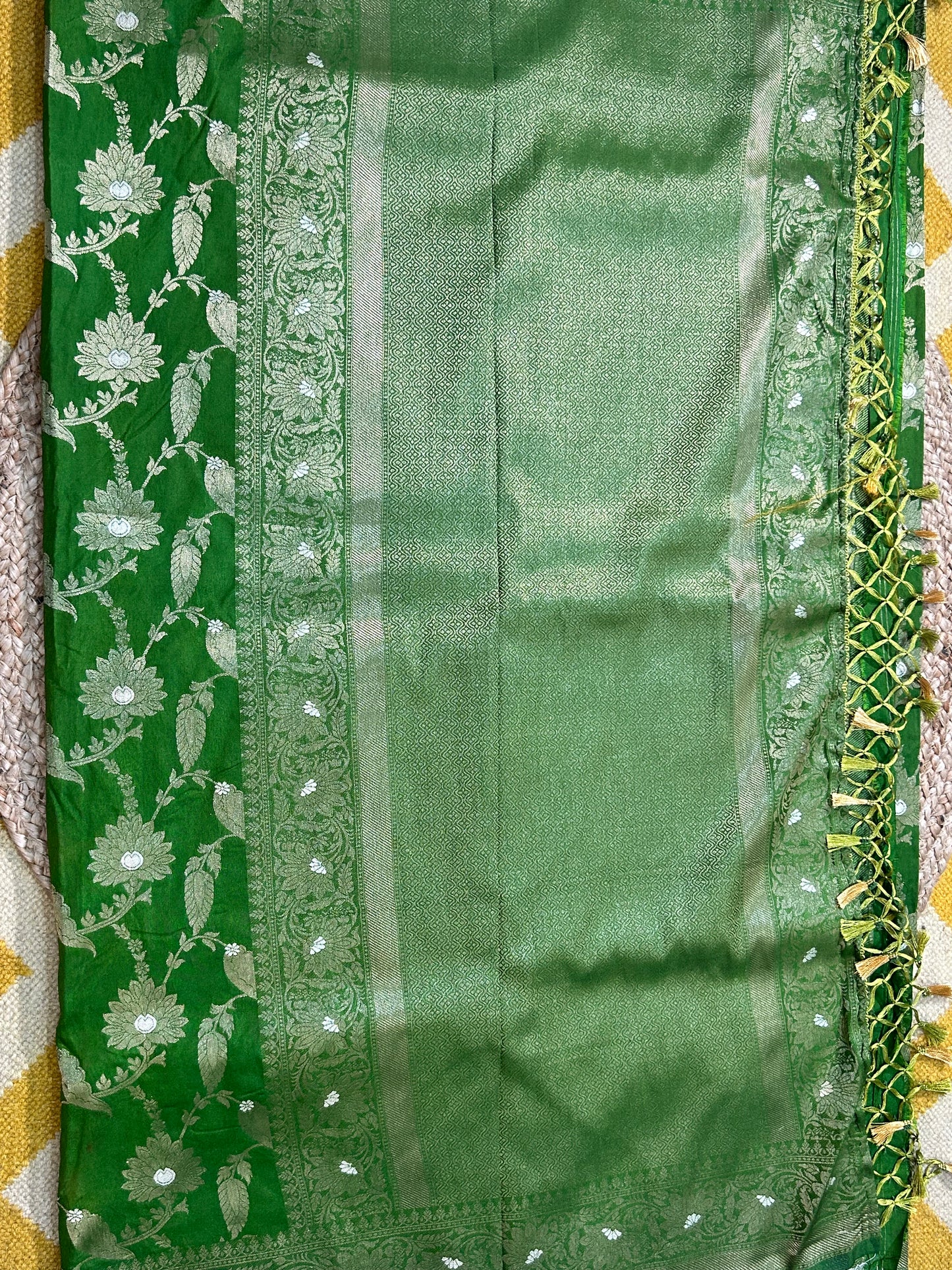 Verdant Charm Semi Katan Banarasi Silk Saree