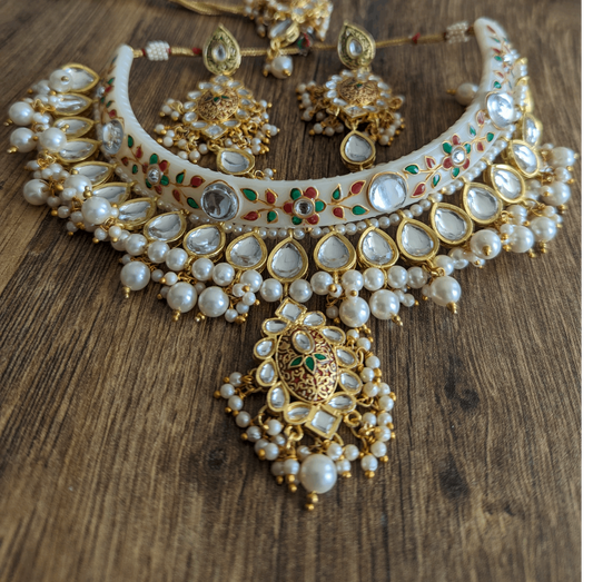 Regal Meenakari Rajwadi Kundan Set