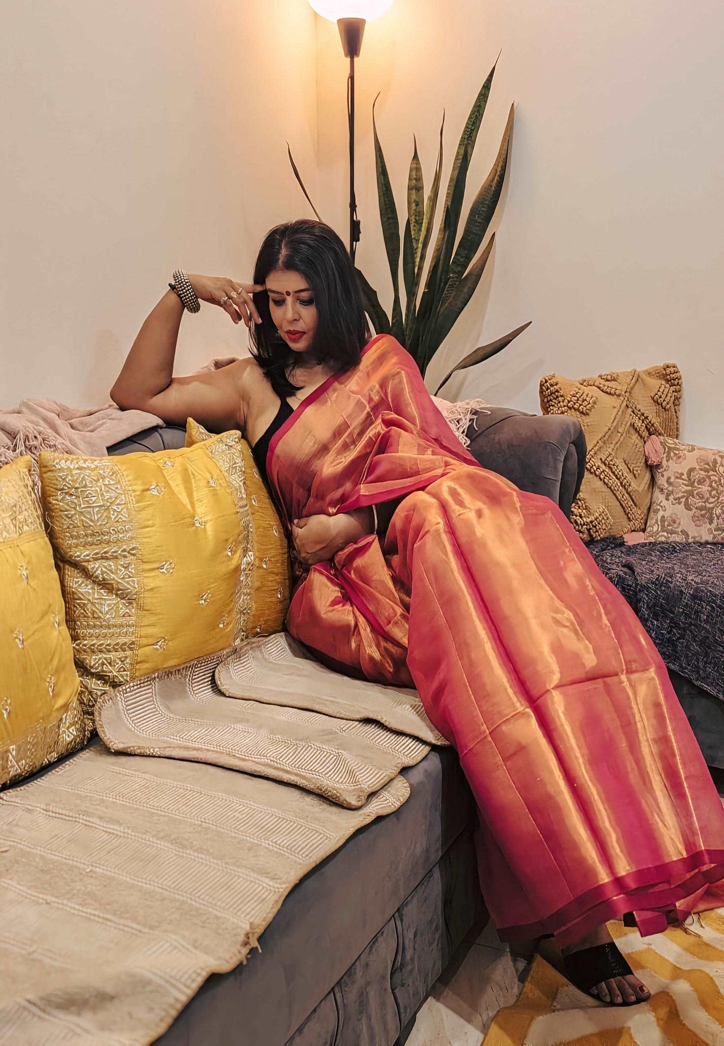 Sunset Symphony: Orange and Maroon Dual Tone Tissue Mul Saree - SareeBari