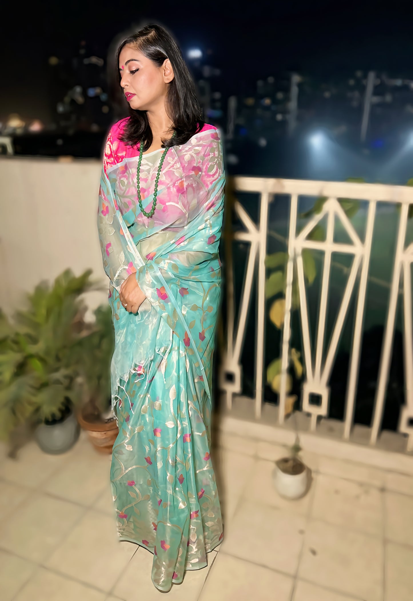 Ocean Bloom Silk Muslin Dhakai Jamdani Saree