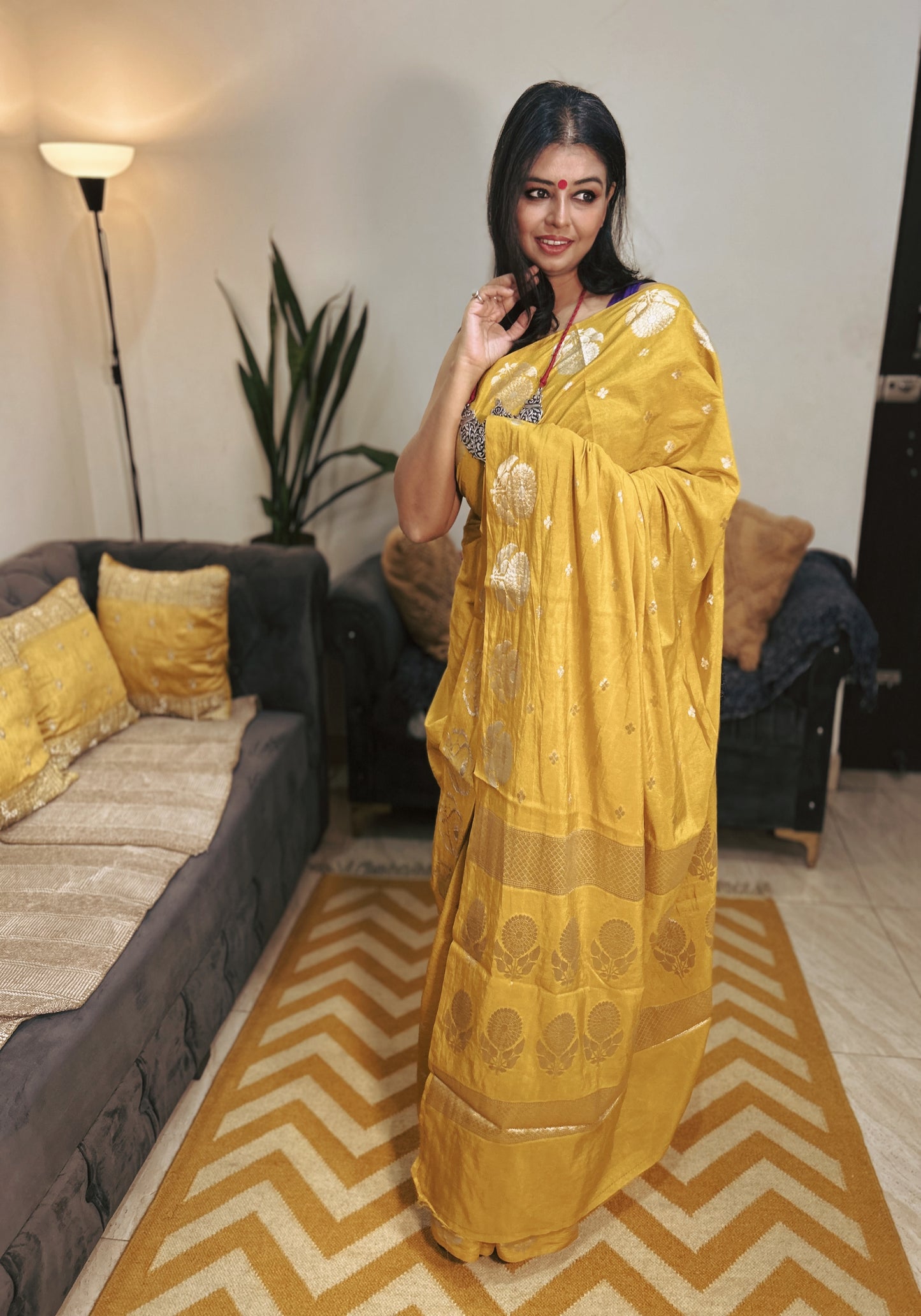 Golden Glow Desi Tussar Banarasi Silk Saree