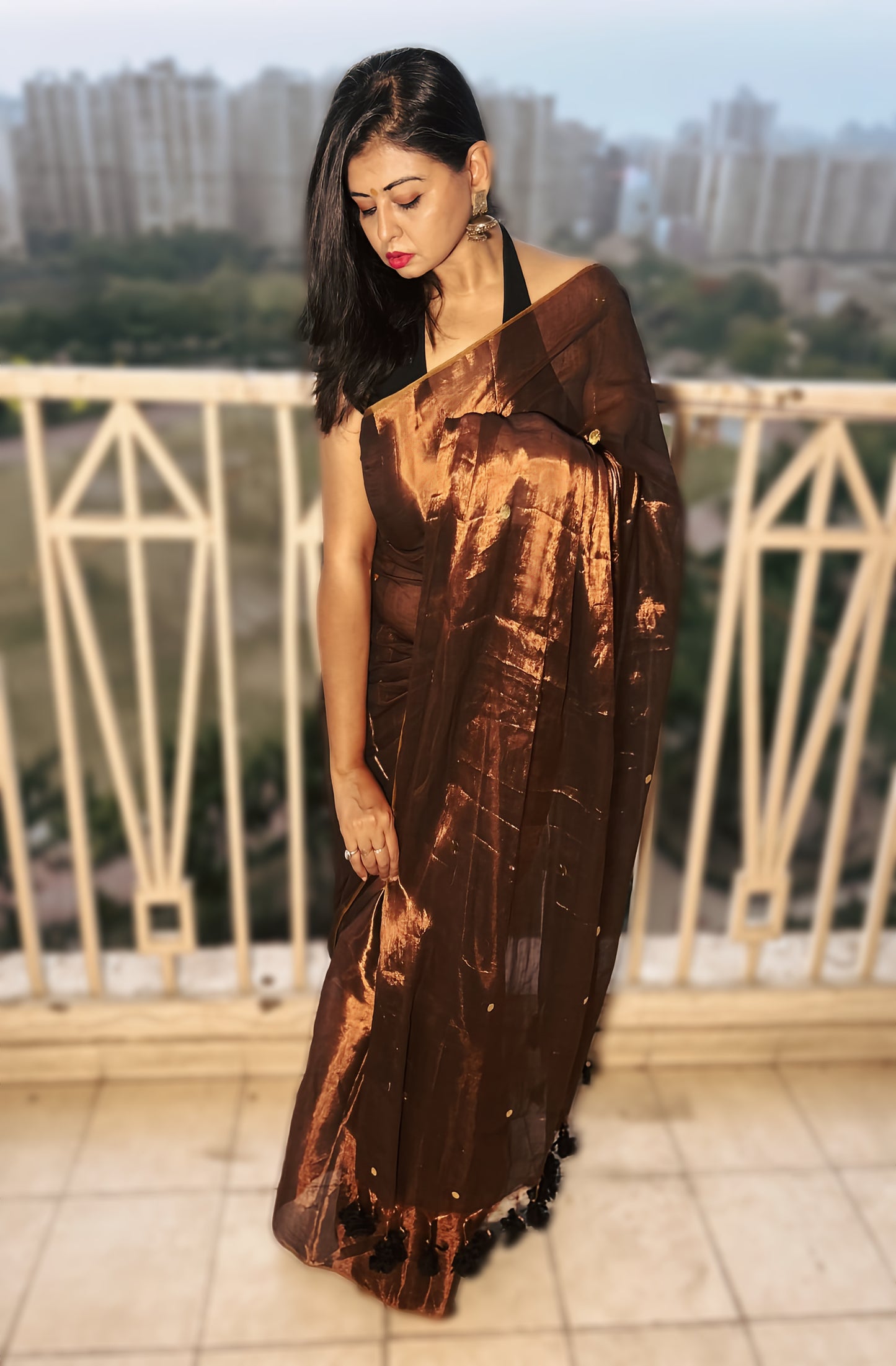 Tamarind Glow – Soft Tissue Sitara Saree