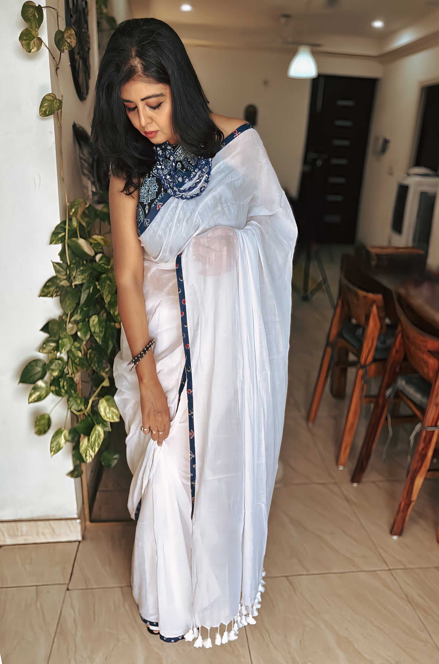 Indira – White Mul Saree with Ajrakh Border & Indigo Blouse
