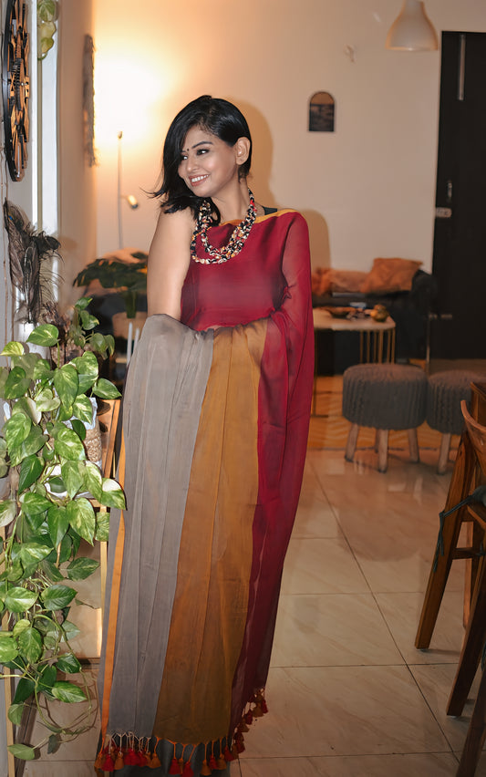 Trio Elegance” – Handloom Mul Saree