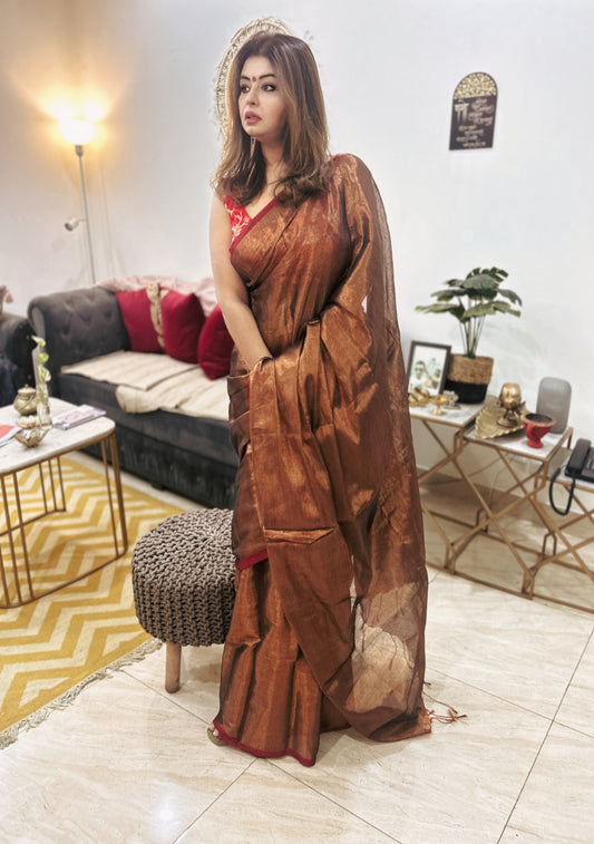 Aarohi – Copper Glow Handloom Tissue Saree