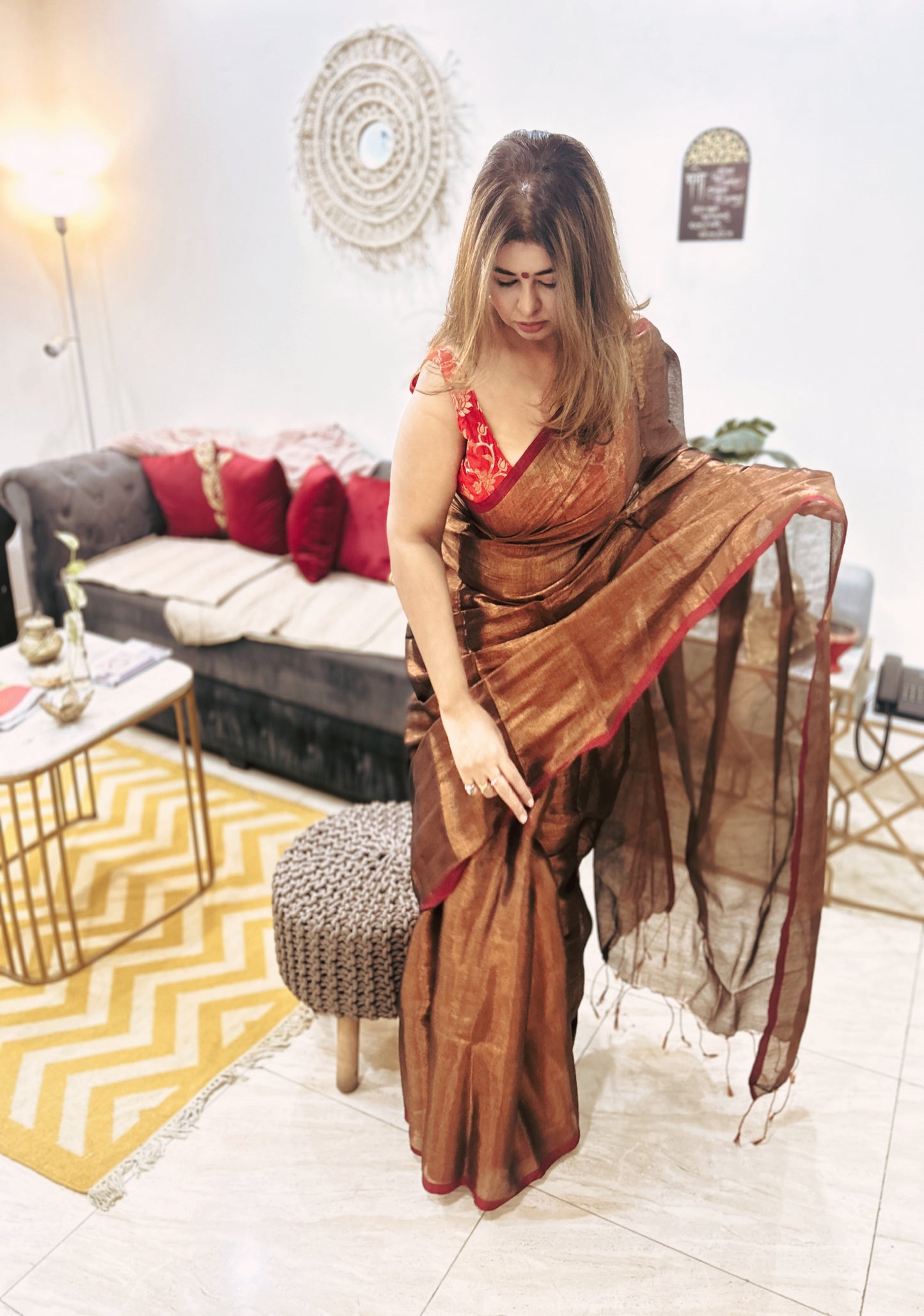 Aarohi – Copper Glow Handloom Tissue Saree