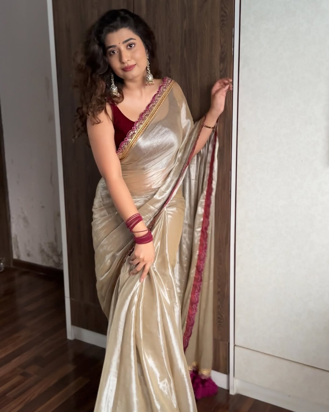 Off-White Tissue Saree with Rani Scallop Lace and Pompom Palla